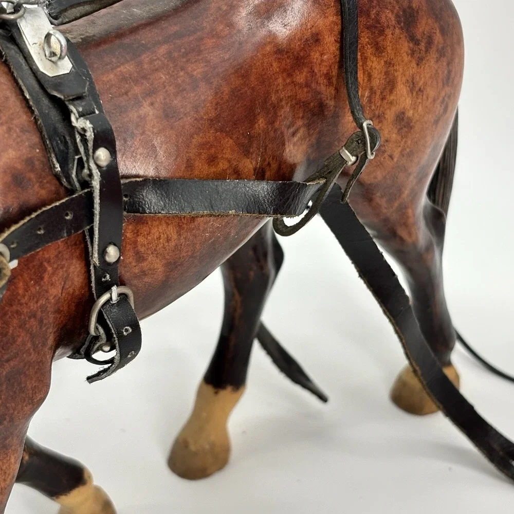Rare Vintage Wooden Horses With Tooled Leather Bridle Reins Draft‎ Team